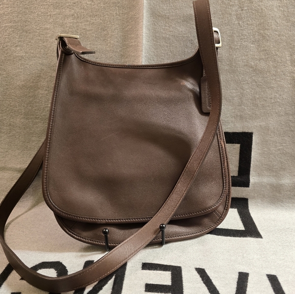 Vintage Coach Flat Crossbody Bag - Picture 1 of 8